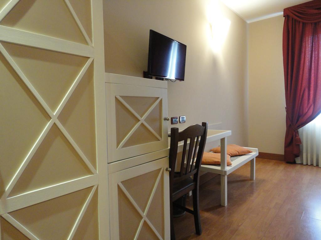 Hotel Vazzana Вольп'яно Екстер'єр фото