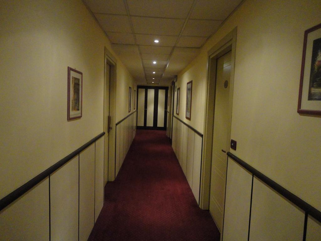 Hotel Vazzana Вольп'яно Екстер'єр фото